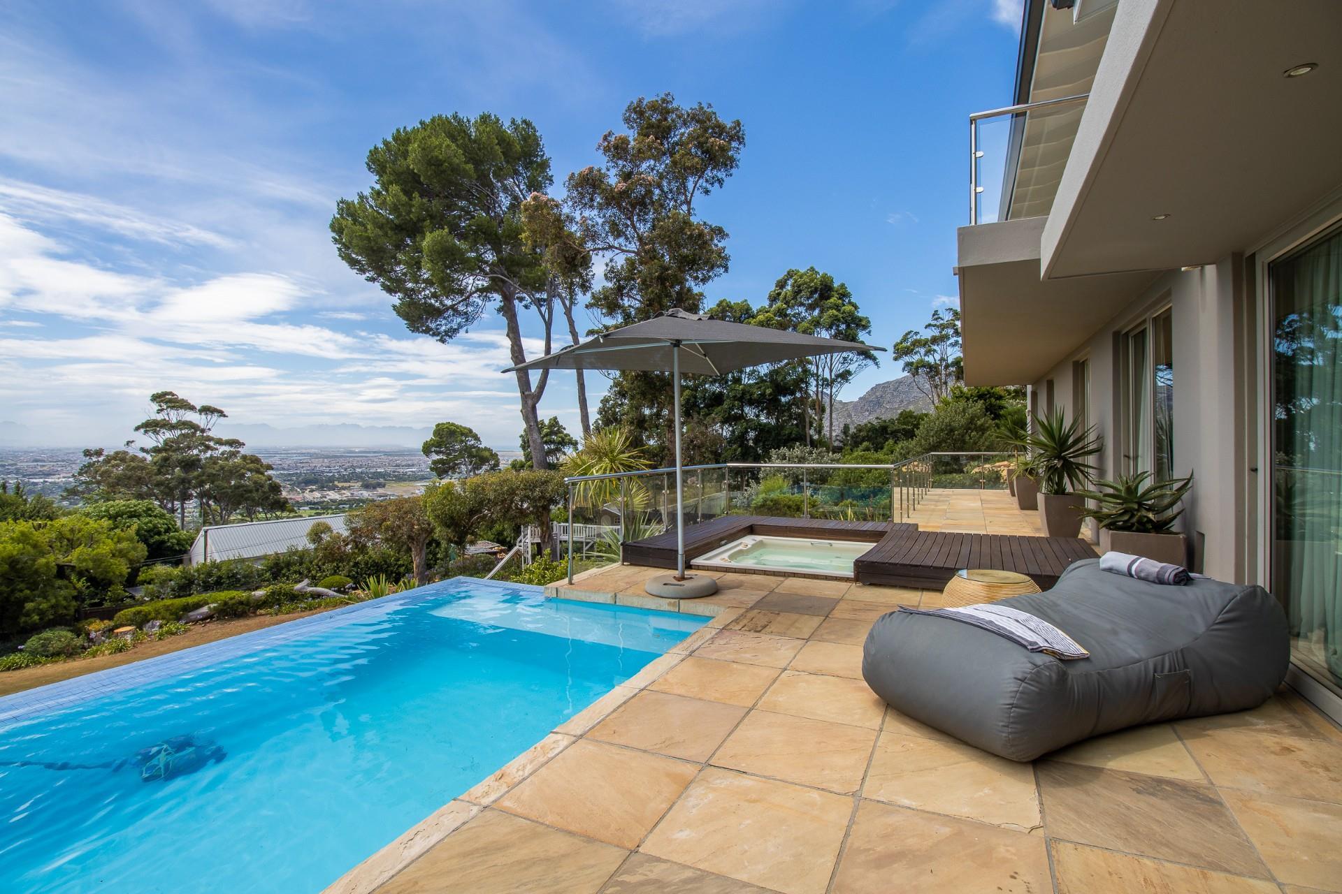 Home with endless Panoramic views — photograph 4