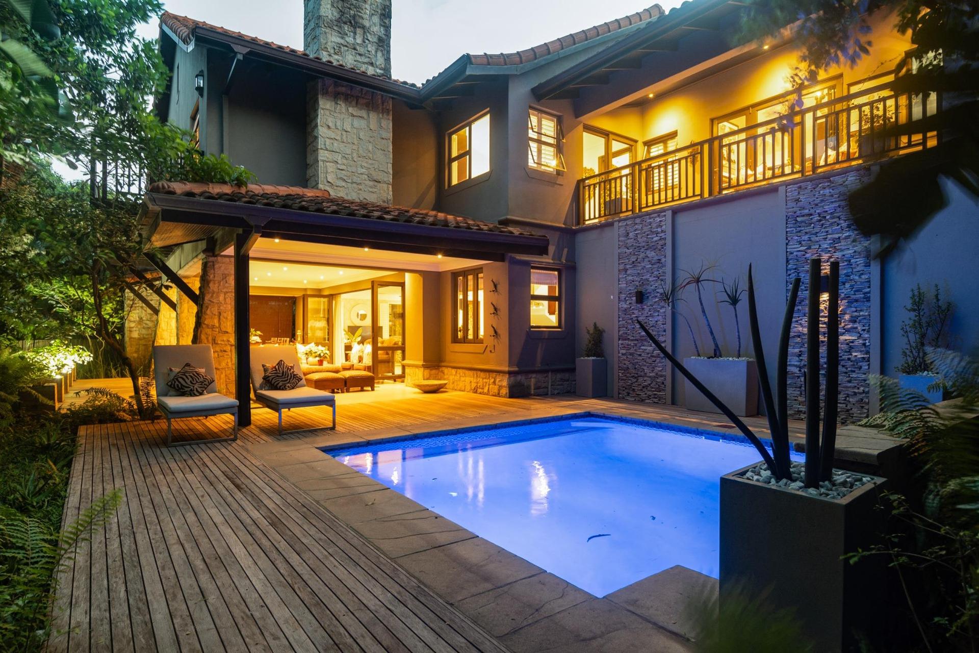 Private Estate Retreat Designed for Effortless Living — photograph 2