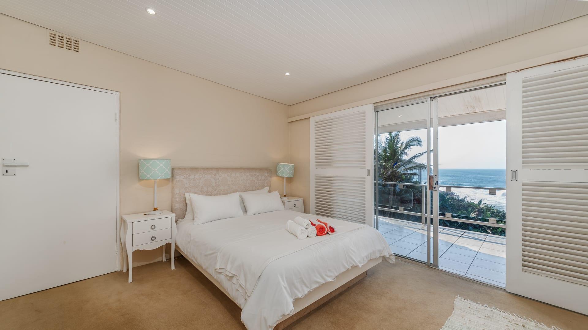 A Rare Beachfront Opportunity — photograph 5