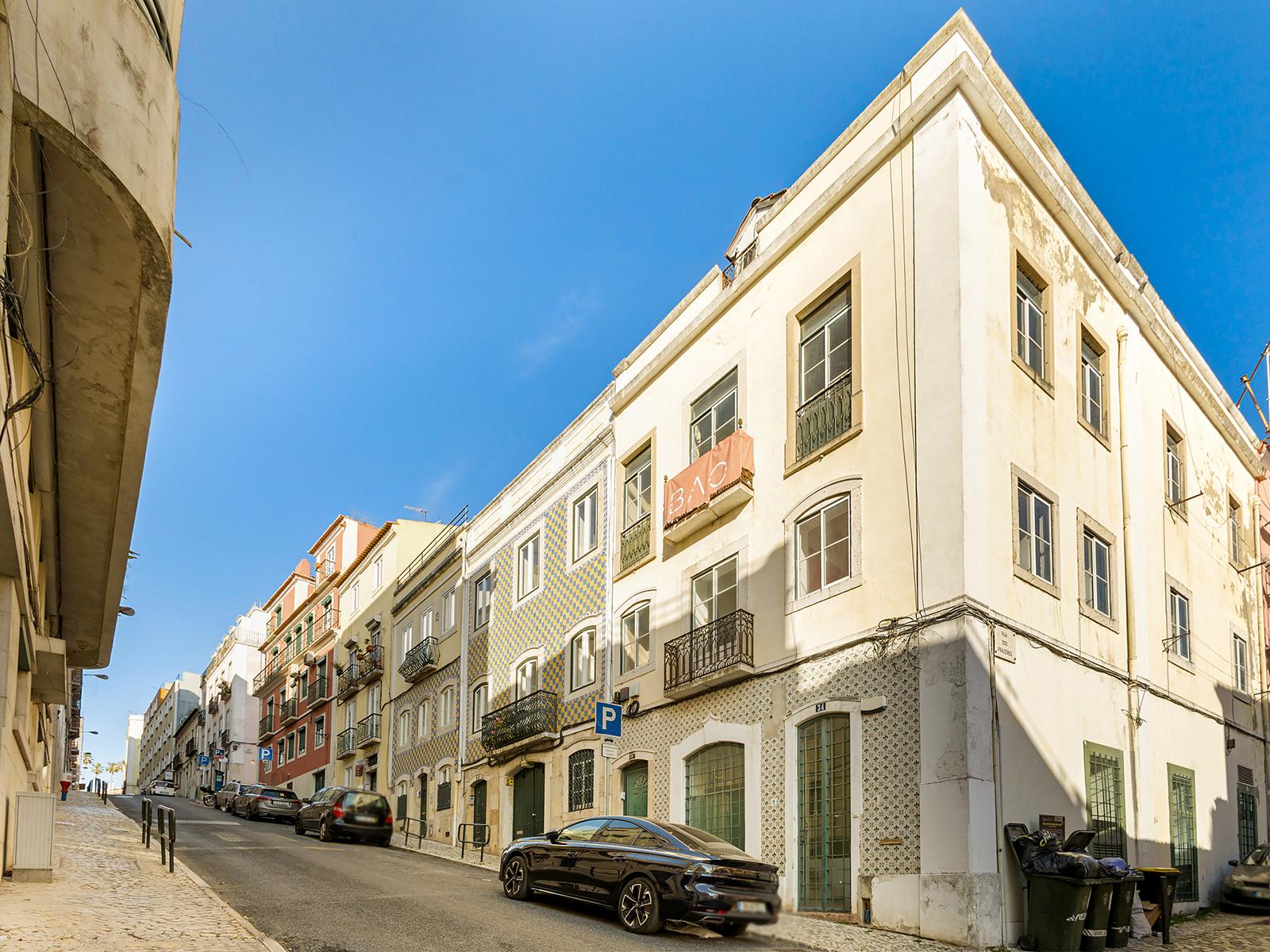 Building in Lisboa (96898) — photograph 3