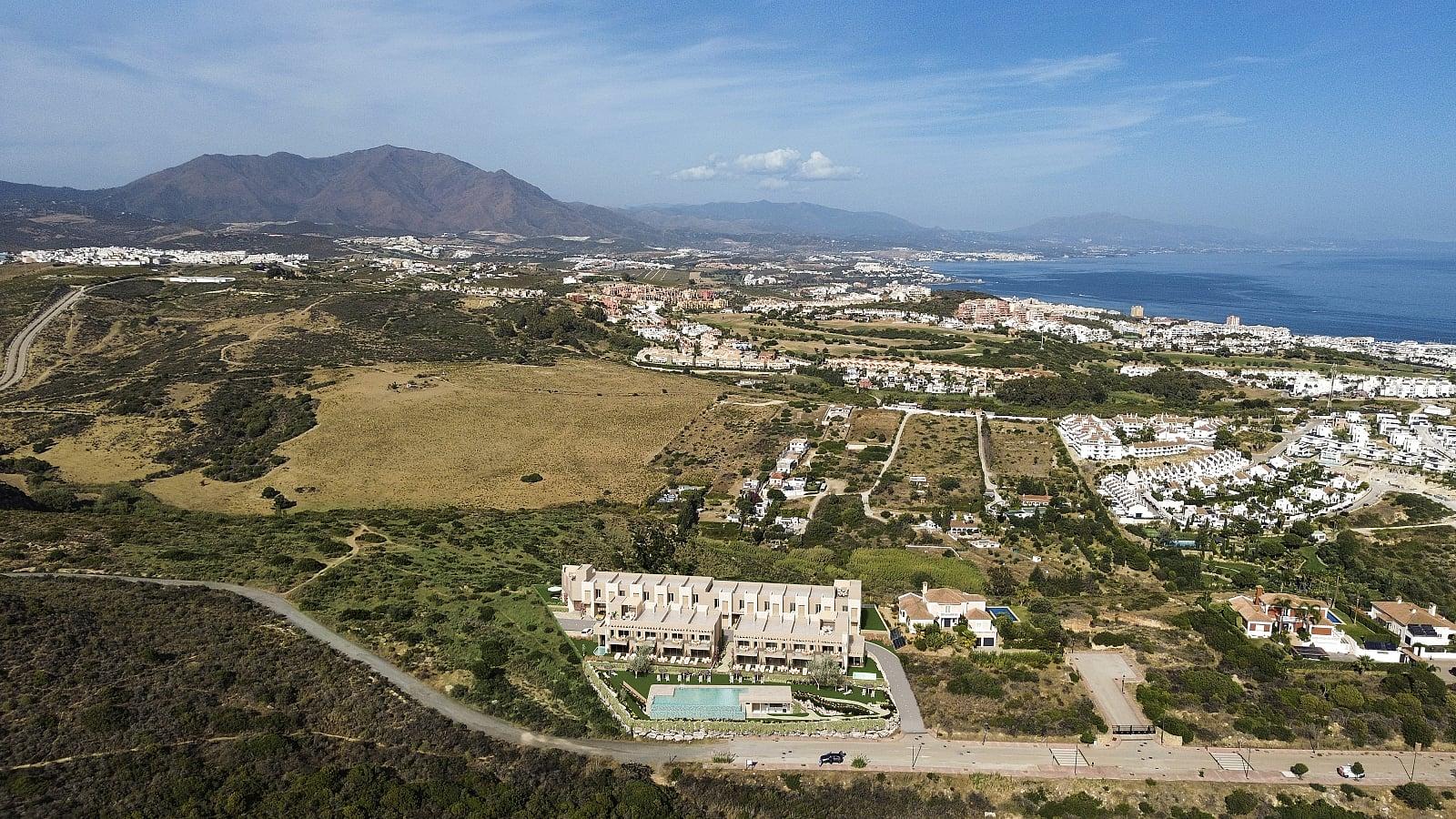 Apartments in La Duquesa, Manilva (AGP-01016) — photograph 5