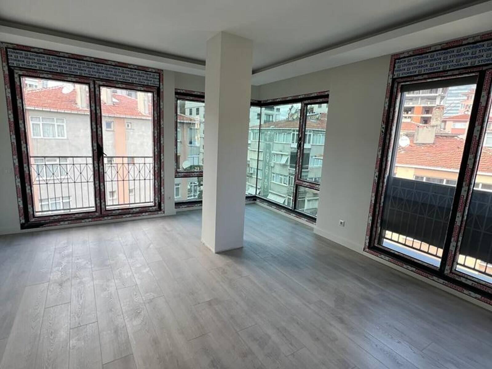 Apartments in Dikilitaş, Beşiktaş (IST-01127) — photograph 5