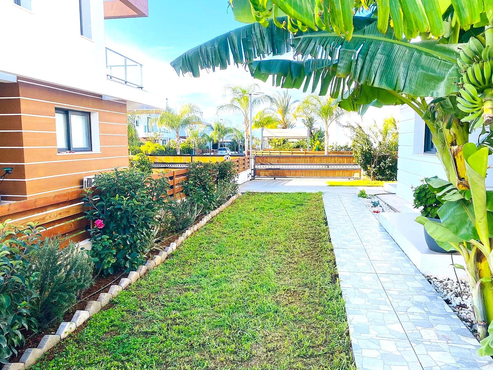 Apartments in Yeni Boğaziçi, Gazimağusa (ECN-00535) — photograph 4