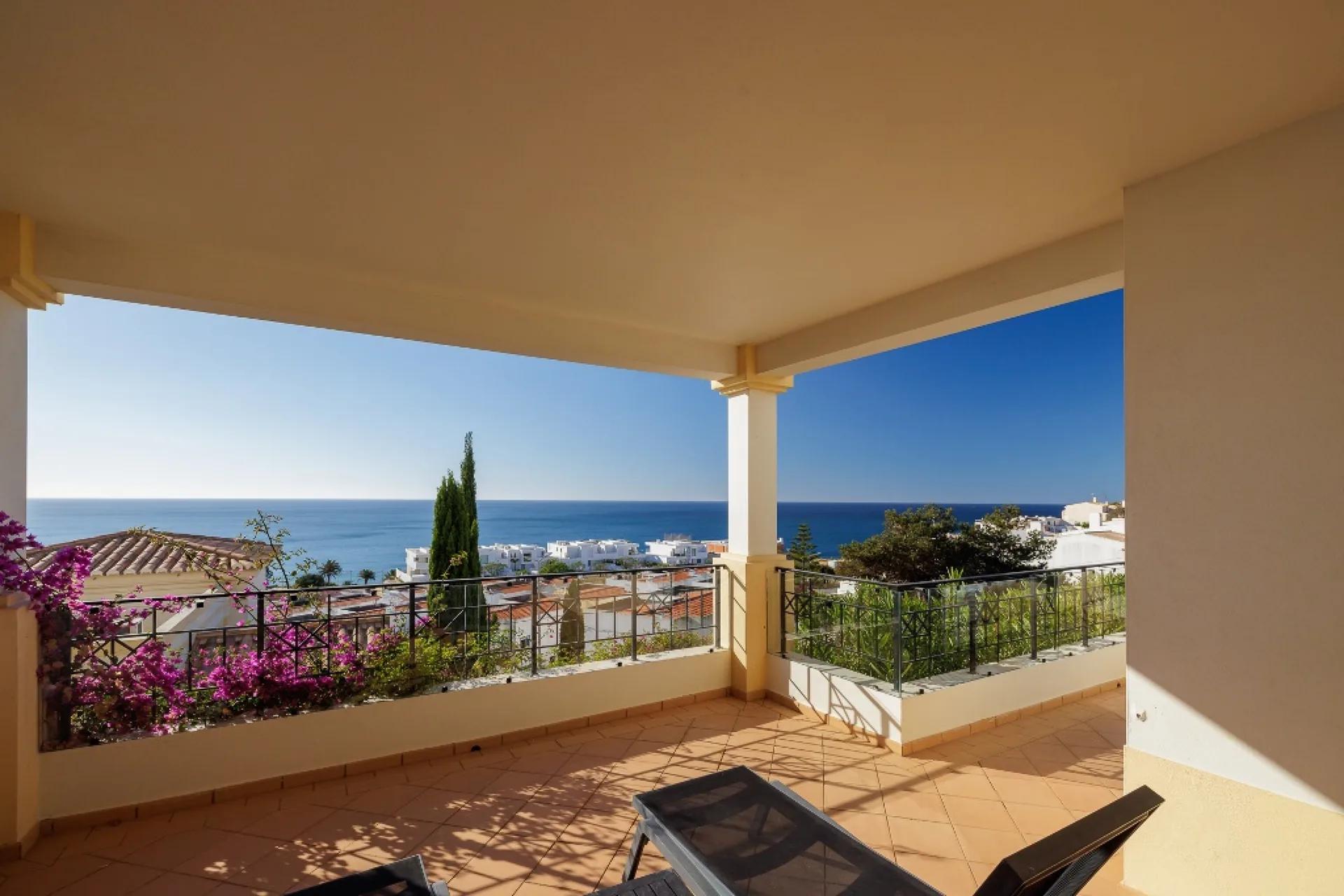 Salema Beach Village — photograph 4