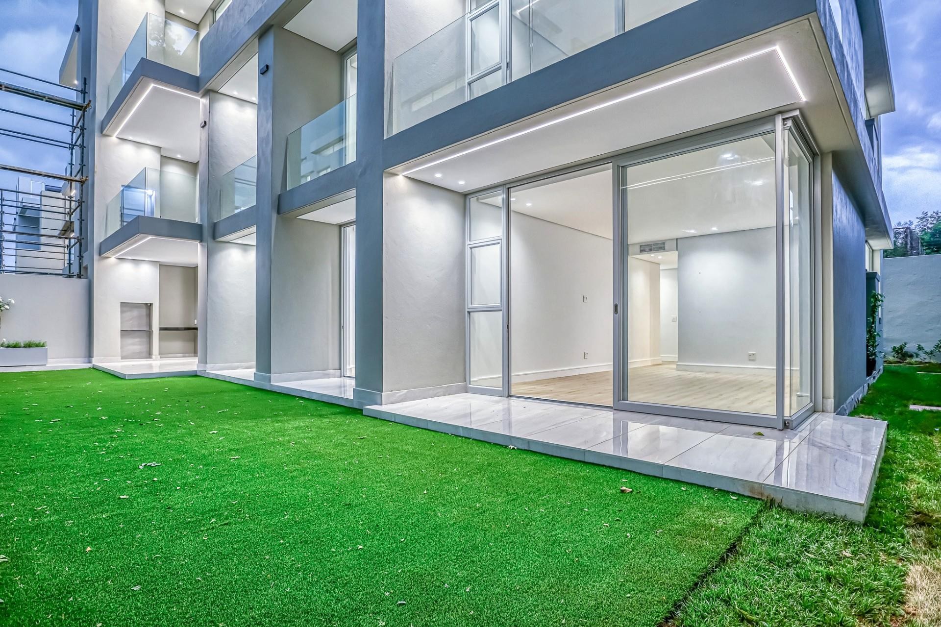 Luxury 3-Bedroom Garden Apartment