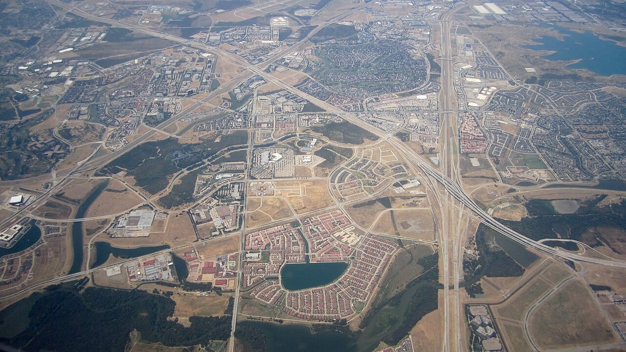 Las Colinas